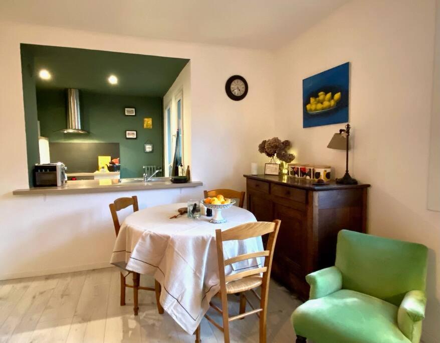 Appartement Chaleureux Entre Zola Et Proce. Нант Екстер'єр фото